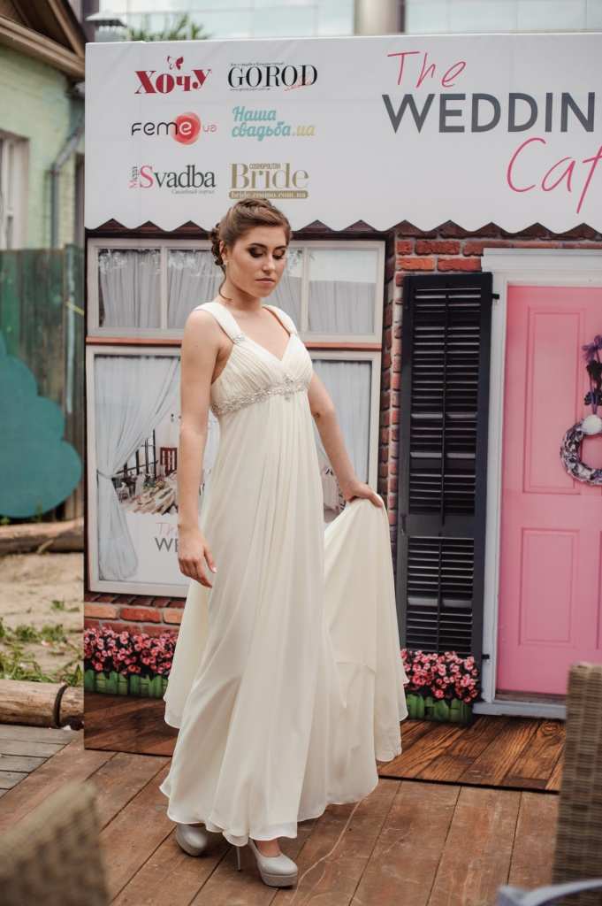 The Wedding cafe